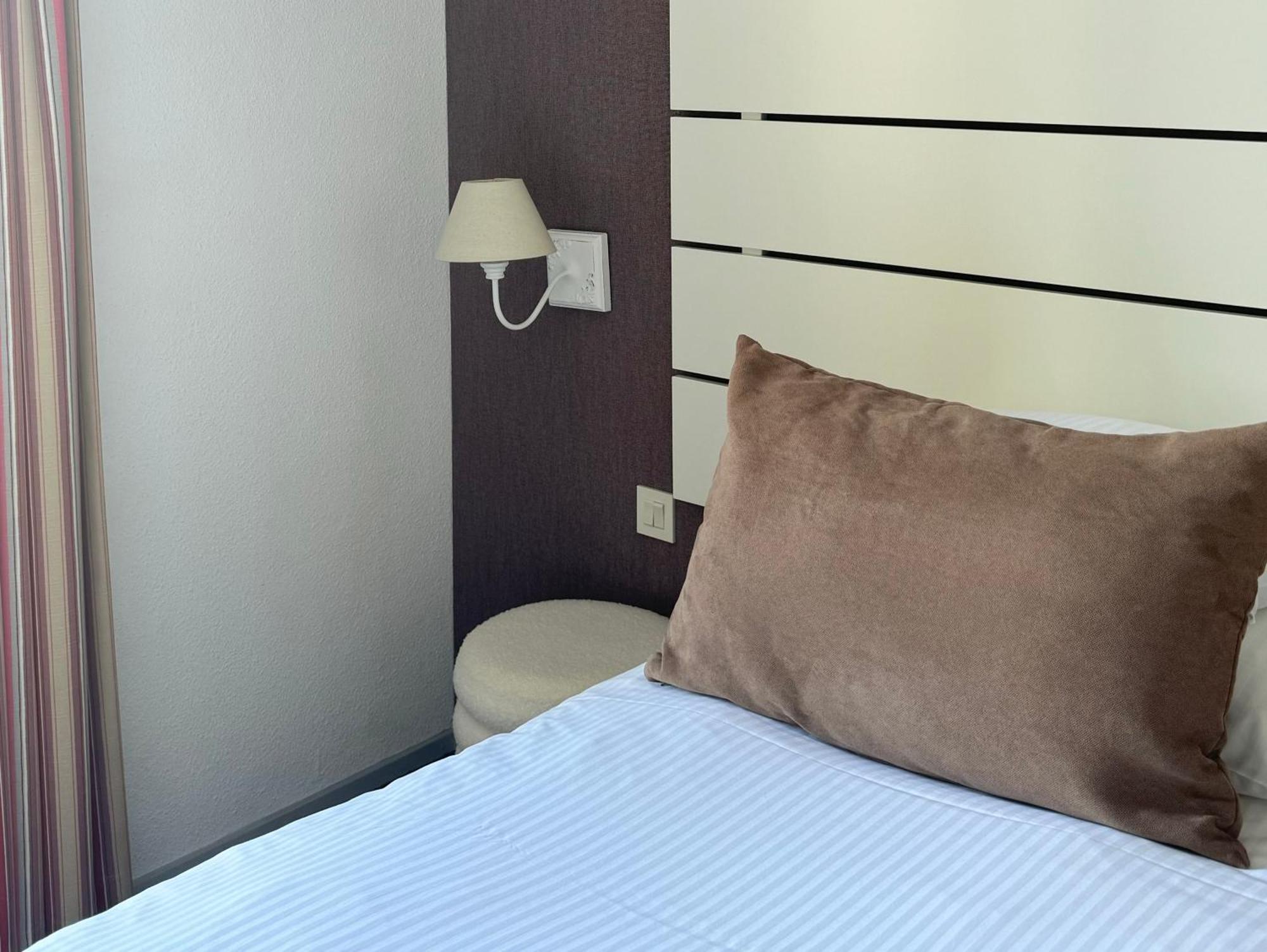 Hotel Aigue Marine Treguier Luaran gambar